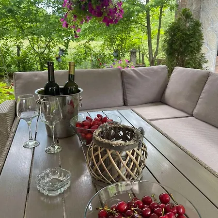 Villa Gold River